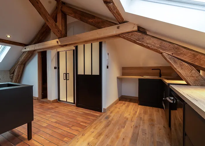 Evasion Chic, Et Sauna Sous Les Toits